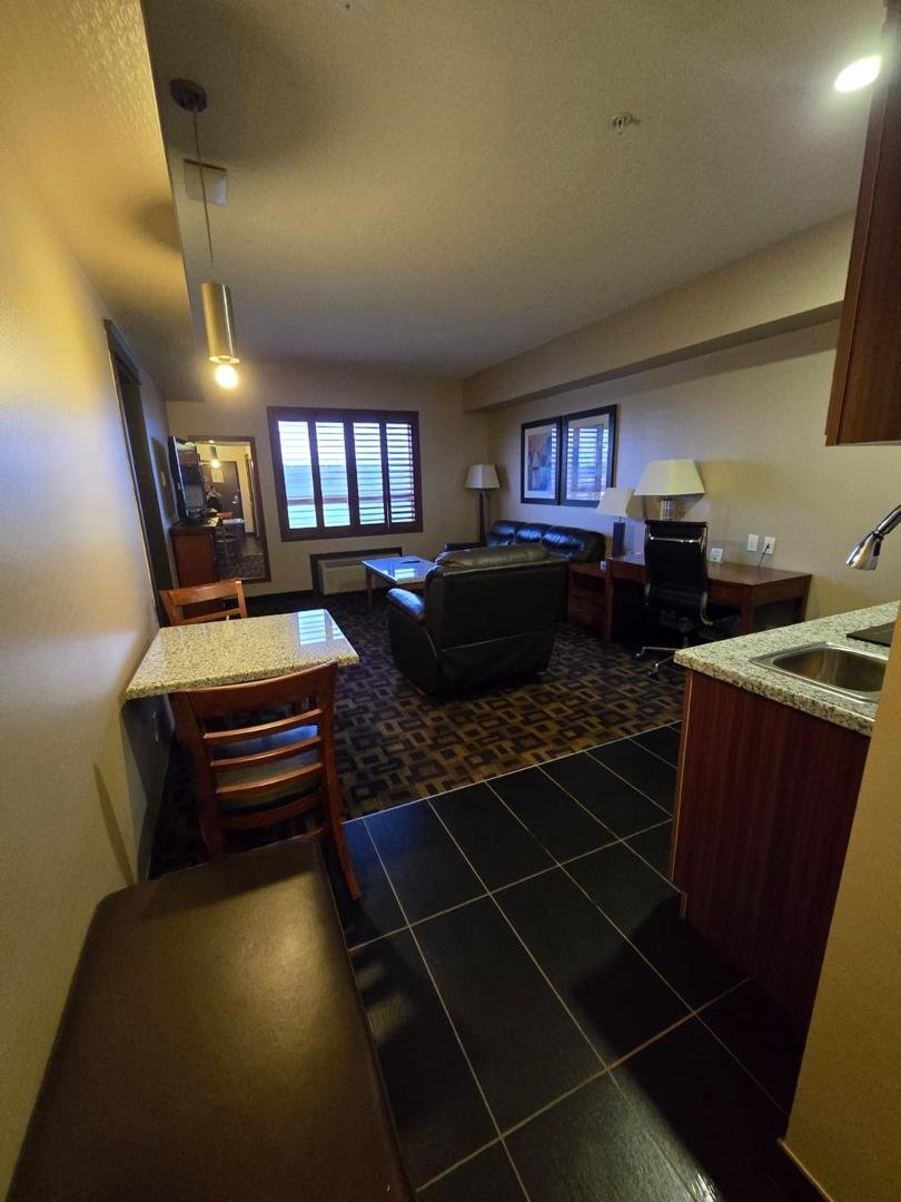 Hotel guest suite after ELR reset